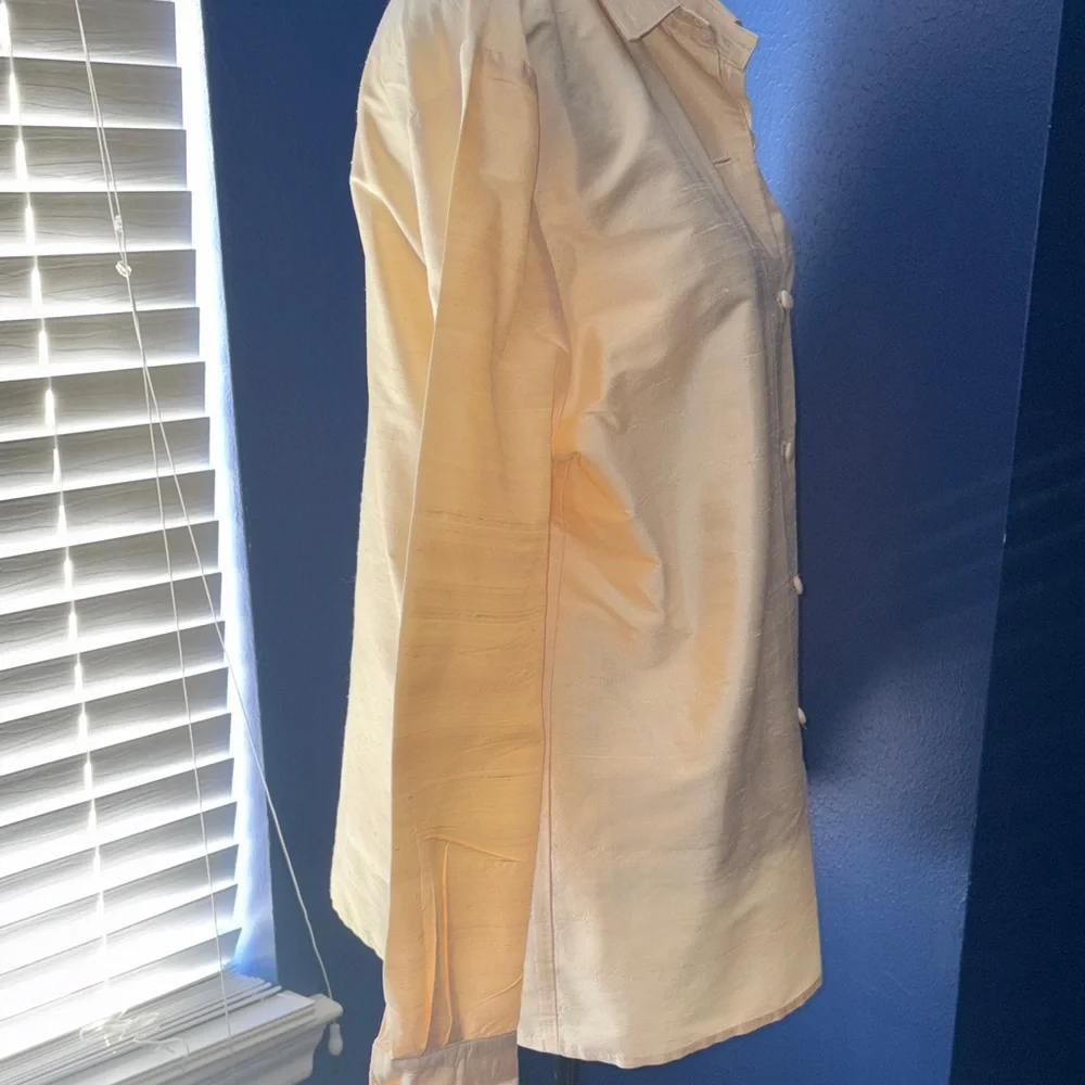 Vintage Bentley Arbuckle 100% Raw Silk Button‑Up Top – Cream – Size 10 – EUC - Picture 5 of 8